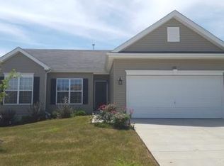 696 Springfield Dr, Wentzville, MO 63385