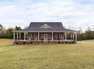 1210 Simpson Rd, Sparta, TN 38583