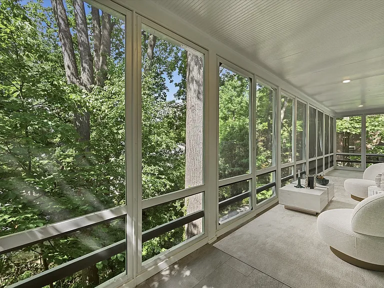 3517 Rodman St NW — Photo 37