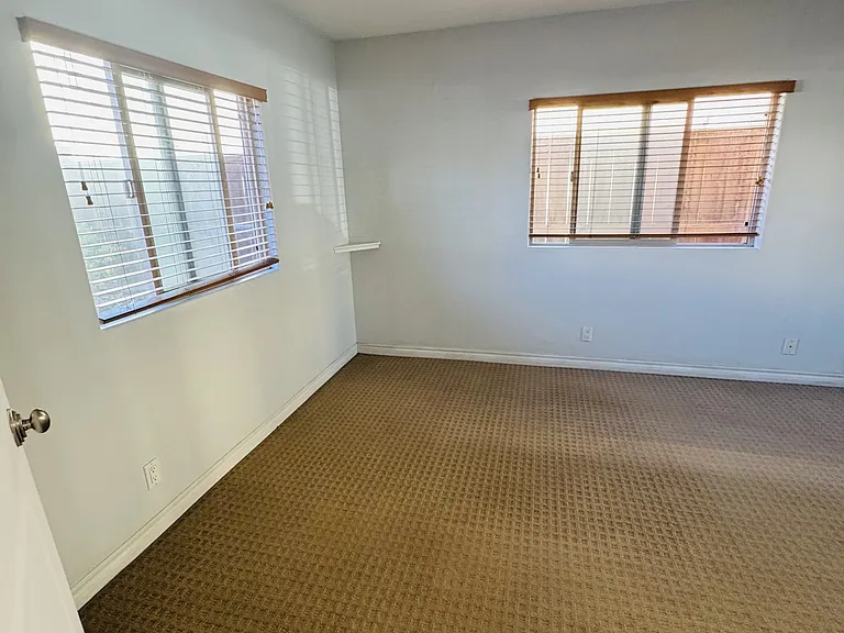 2776 B St #120 — Photo 9