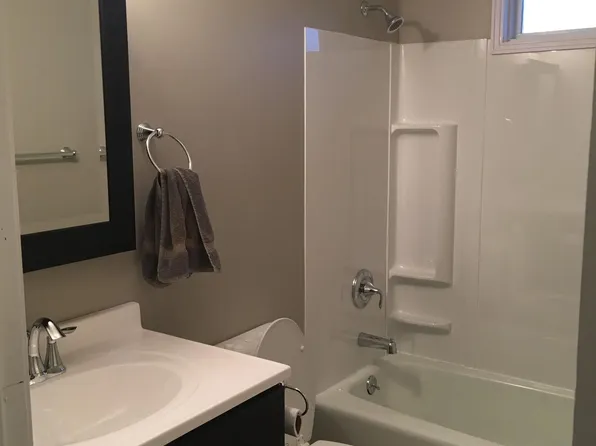 2420 W Lawrence Ave #2420, Springfield, IL 62704