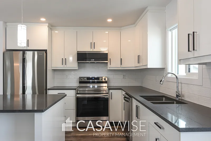 3 bed, 2.5 bath, 1434 sqft, $2,350 — Photo 2