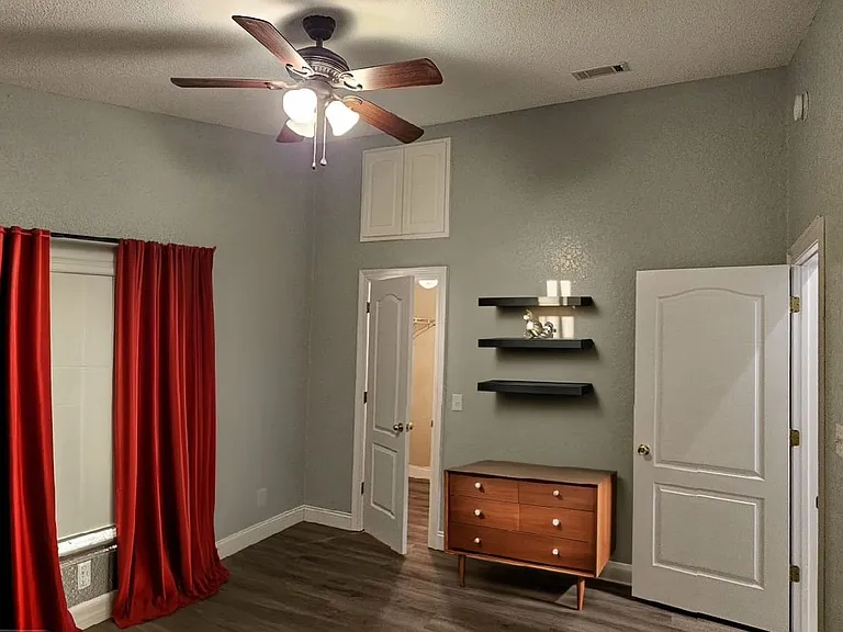 7831 Stallworth Ln — Photo 12