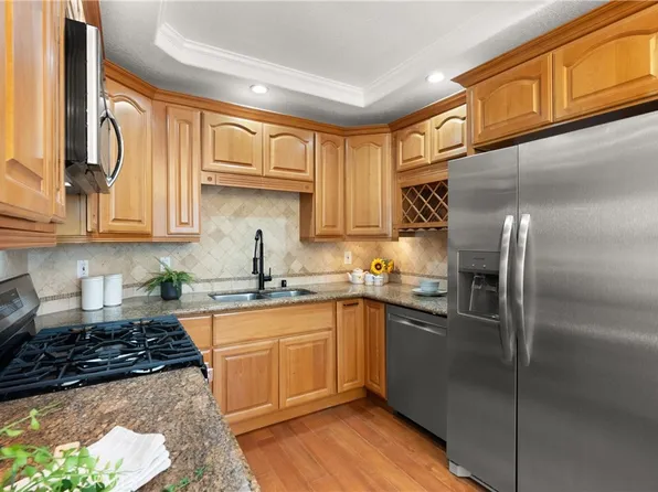 2277 Pacific Ave APT A103, Costa Mesa, CA 92627