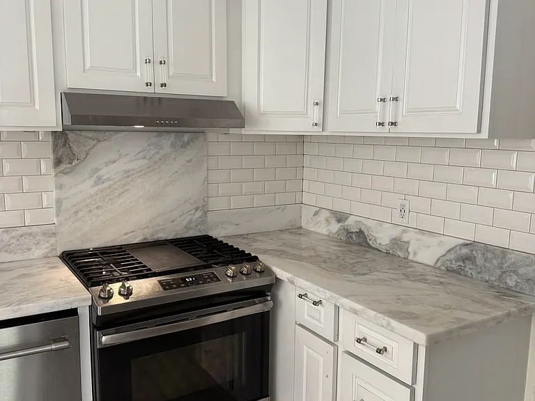 927 Hahaione St — Photo 14