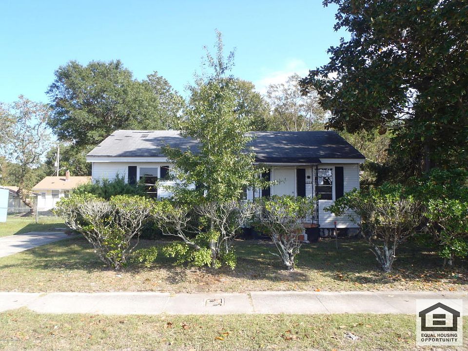 1st image of 1335 Melson Ave