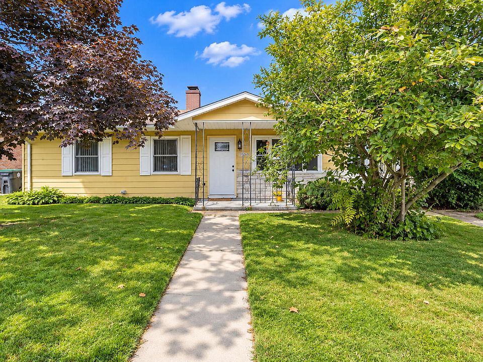 1st image of 2834 W 38th Ave