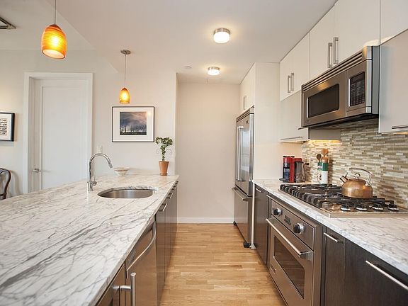 3rd image of 500 4th Ave APT 11F