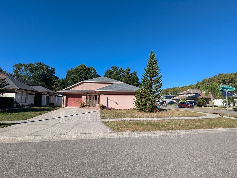 1st image of 5901 Birchwood Dr