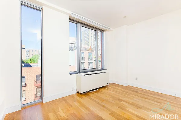 Rented by Mirador Real Estate | media 4