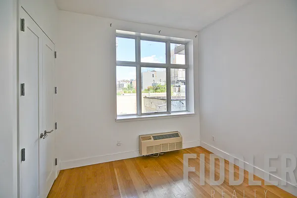 Rented by Fiddler Realty | media 15