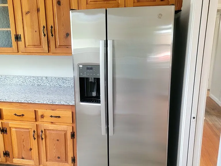 8304 Pamela Dr — Photo 6