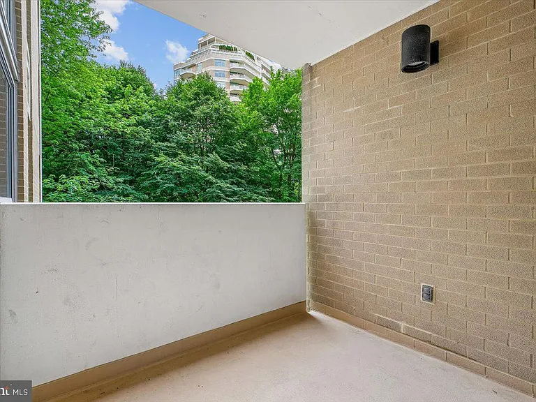 4601 N Park 210 #K — Photo 8