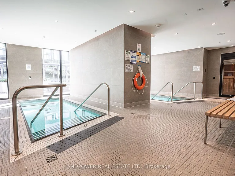 1 Yorkville Ave #4406 — Photo 19
