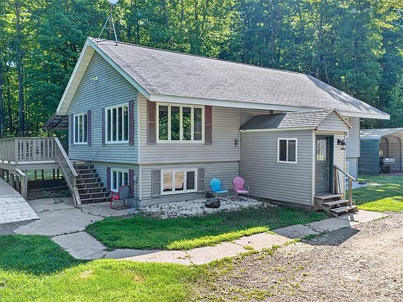 4th image of 17220 Silver Birch Drive