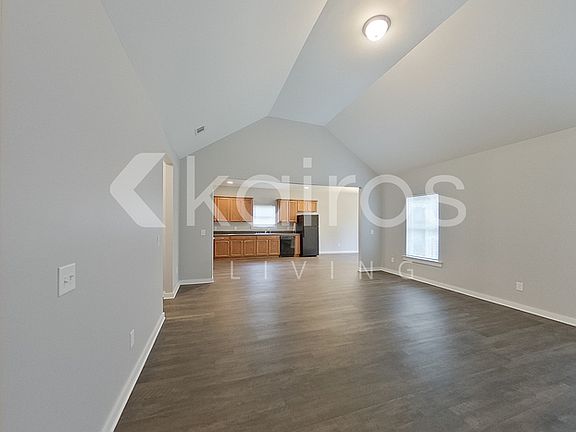 3rd image of 1515 New Prospect Rd