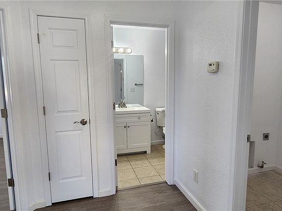 5th image of 955 Seafair Drive