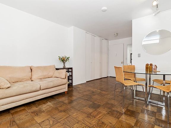 2nd image of 7 E 14th St APT 215