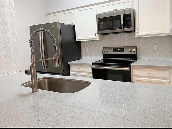 4th image of 9850 Pagewood Ln APT 505