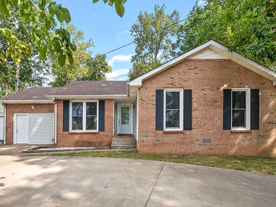 1st image of 3454 Melrose Dr
