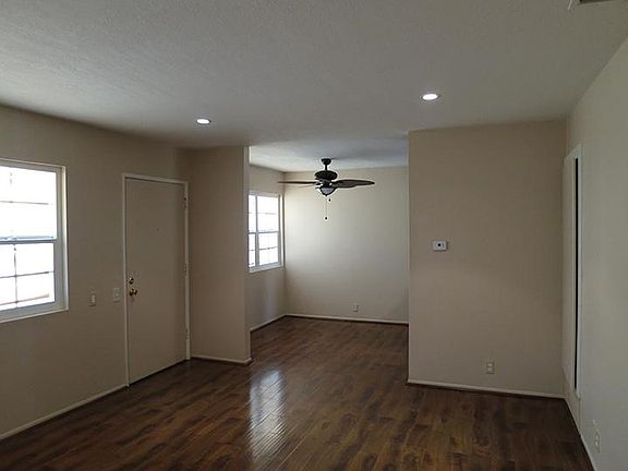 3rd image of 535 N Lark Ellen Ave APT 5