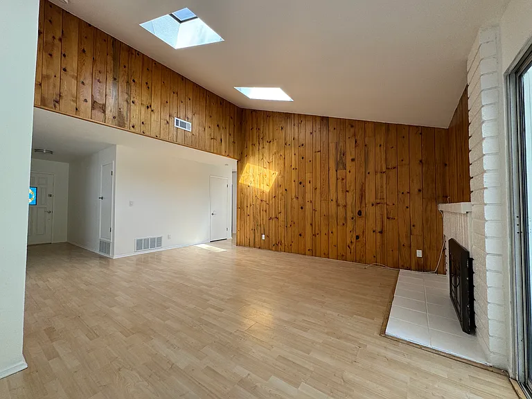 15000 Daffodil Ave — Photo 7