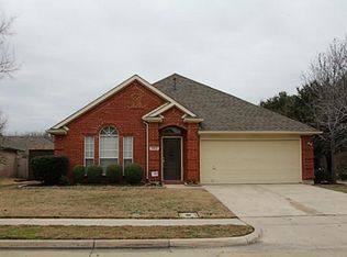 10121 Norman Ct, Irving, TX 75063
