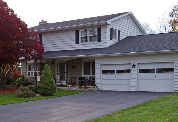 1st image of 183 Greenridge Dr