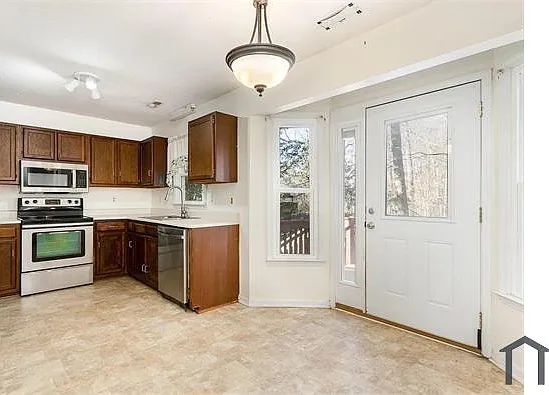 117 London Plain Ct — Photo 5