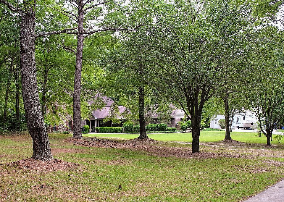 2nd image of 8323 Allen Rd