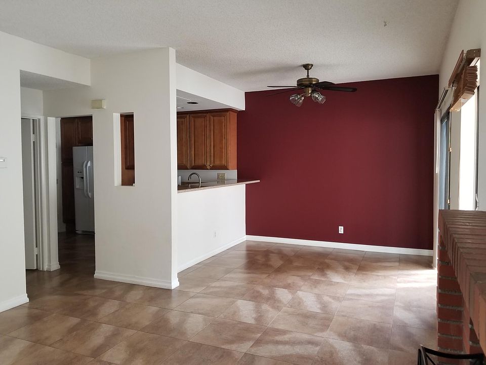1st image of 2412 Mohican Ln