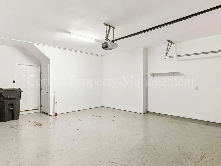 1010 Winterberry Cir — Photo 45