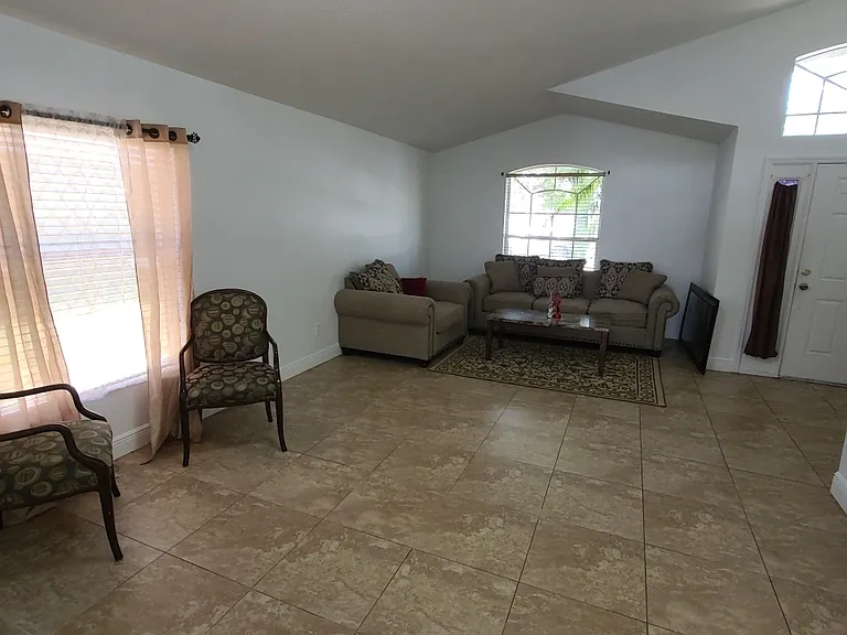4102 Longworth Loop — Photo 8