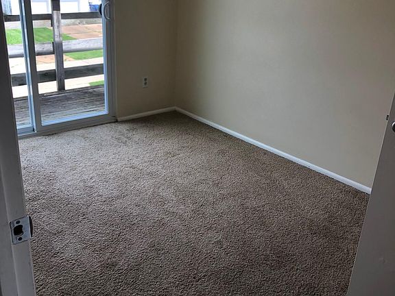 4th image of 10055 Willdan Dr