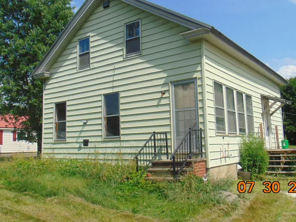 7 Whalen Street, Lincoln, ME 04457