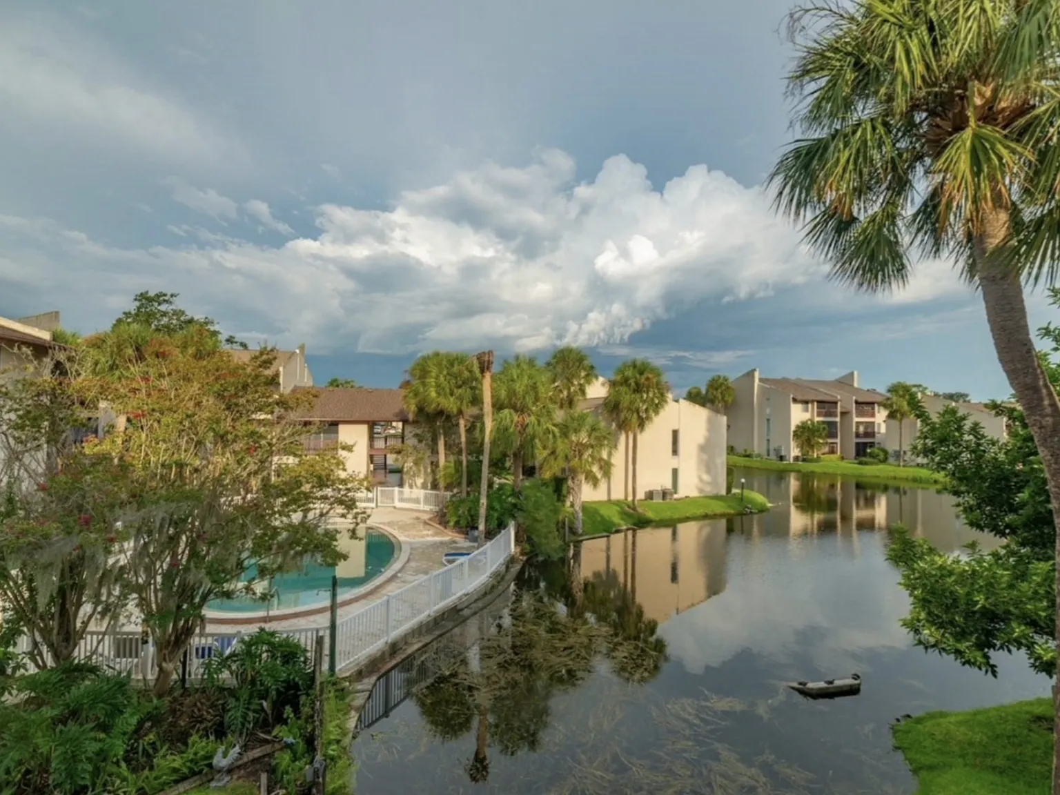 1 bed, 682 sqft, $1,300 — Photo 3