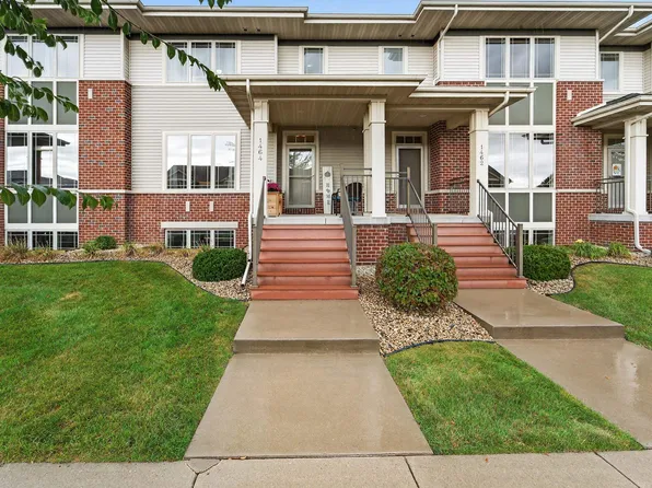 1464 Smithfield Dr, Sun Prairie, WI 53590