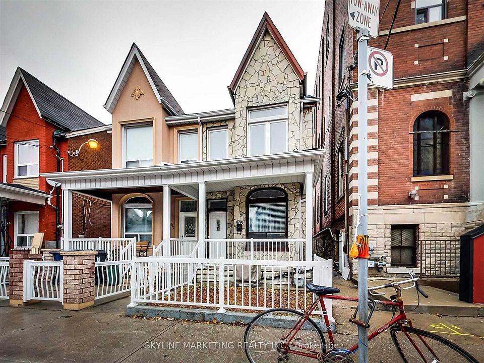 1st image of 809 Dovercourt Rd