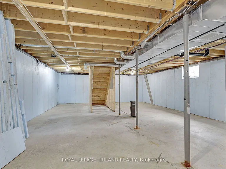 330 Matilda St — Photo 16