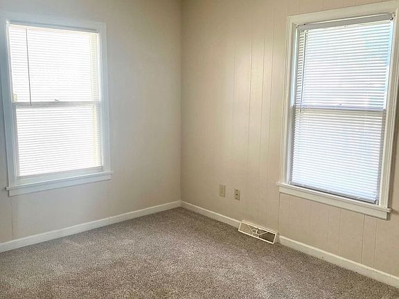 4th image of 2105 W Randolph Ave