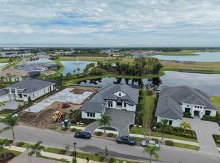 1047 Blue Shell Loop, Sarasota, FL 34240