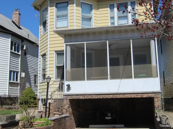 83 W 6th St, Bayonne, NJ 07002