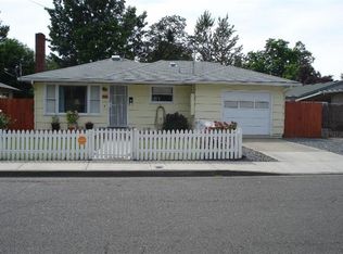 714 SW Oak St, Grants Pass, OR 97526