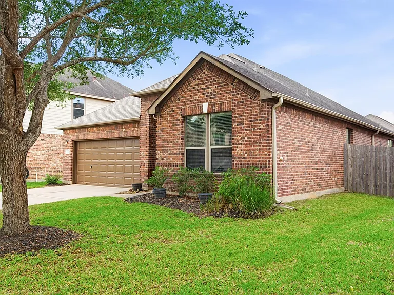 11103 Avery Oaks Ln — Photo 4