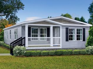 11294 Hartford Rd, Washington, MI 48094