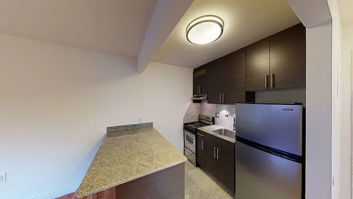 Rented by AZ REALTY NYC LLC | media 14