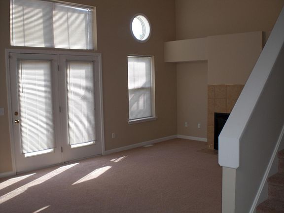 4th image of 17629 Wildwood Ln #325