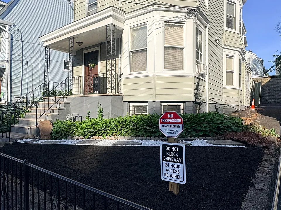 49 Columbia Ave