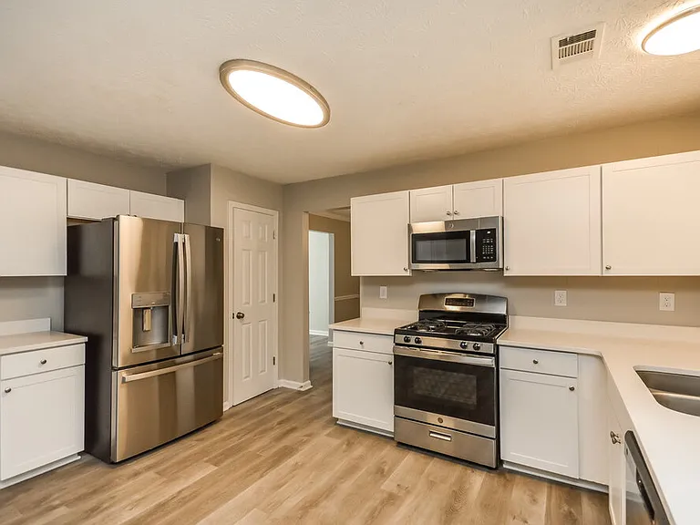 5621 Winchester Pl — Photo 7