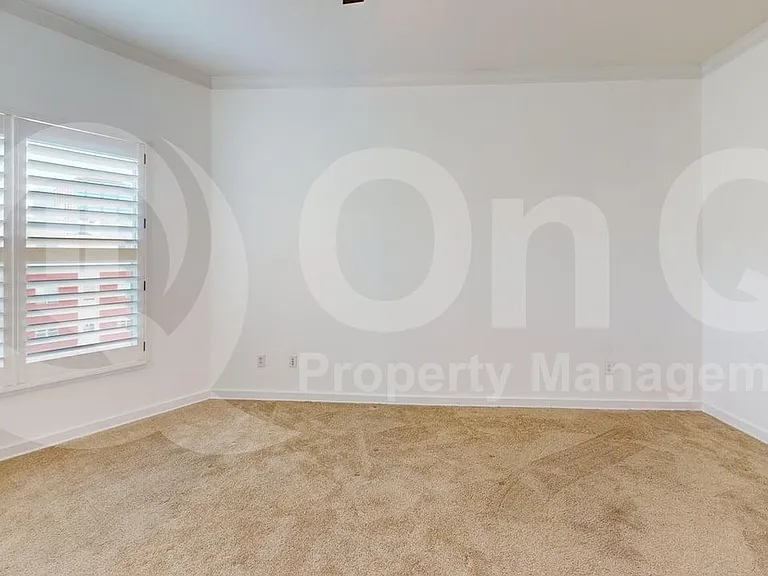 2950 McKinney Ave #424 — Photo 11